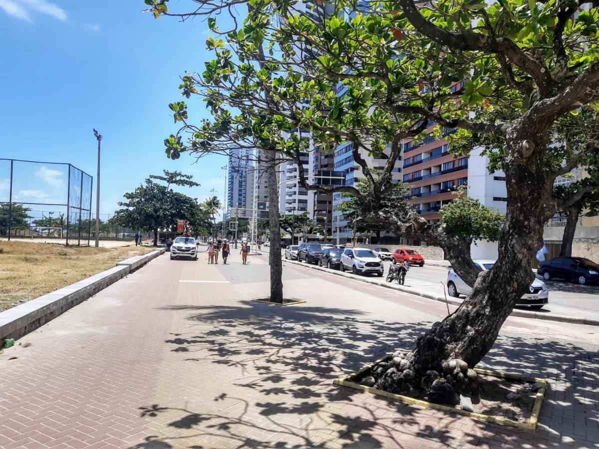 Lar Recife Olinda Praia 1, Na Avenida Boa Viagem Exterior photo